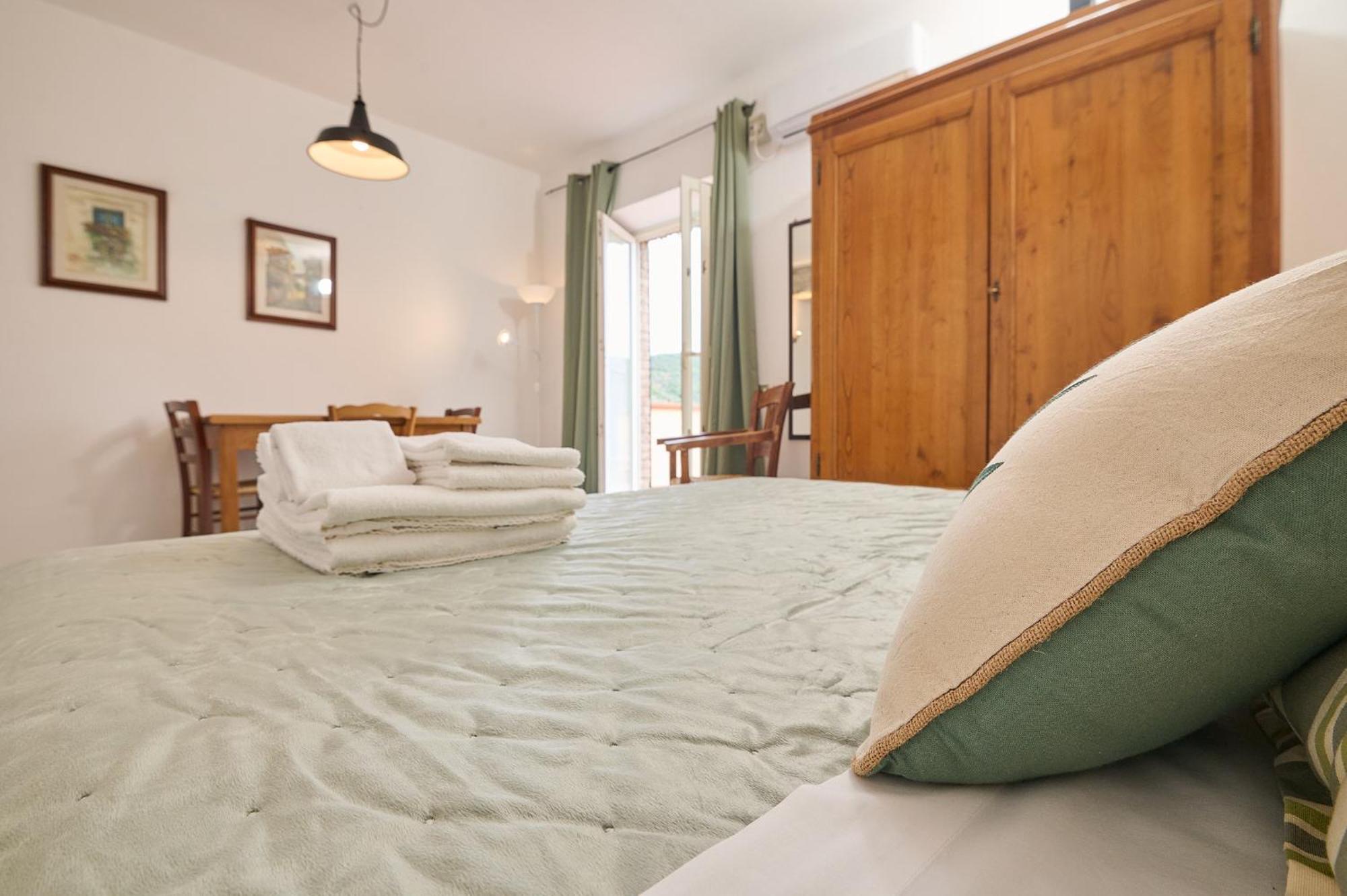 Il Chiostro Appartamenti & Suites Suvereto Eksteriør billede
