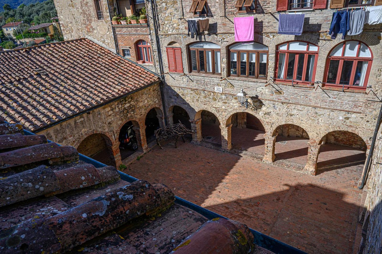 Il Chiostro Appartamenti & Suites Suvereto Eksteriør billede